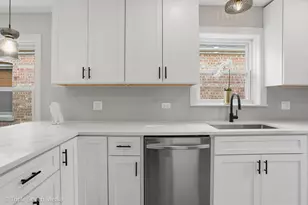 3829 W 109th St, Chicago, IL 60655 - Photo 9