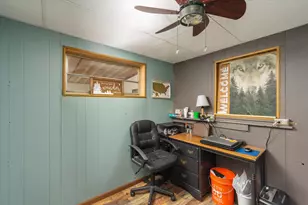 609 N Lincoln St, Utica, IL 61373 - Photo 11