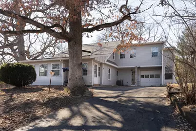 609 N Lincoln Street, Utica, IL 61373 - Photo 1