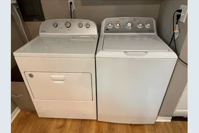 519 Oakwood Drive, Grayslake, IL 60030 - Photo 7