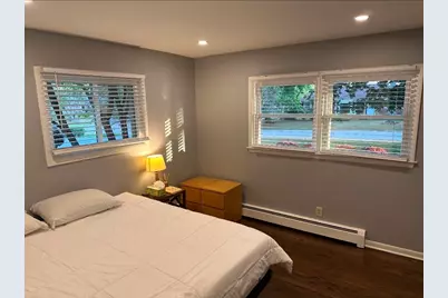 519 Oakwood Drive, Grayslake, IL 60030 - Photo 5