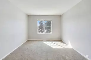 1207 Sandhurst Ln, South Elgin, IL 60177 - Photo 19