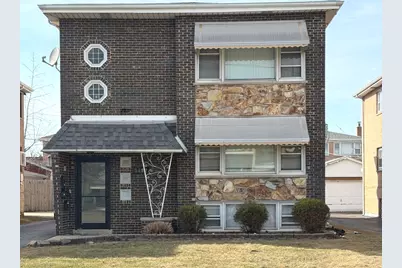 8652 S Leamington Street, Burbank, IL 60459 - Photo 1
