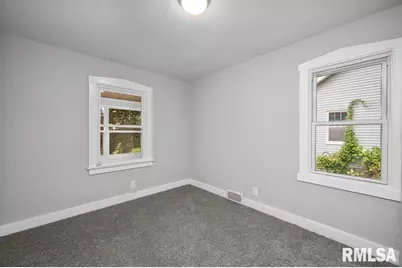 2519 29 1/2 Street, Rock Island, IL 61201 - Photo 21