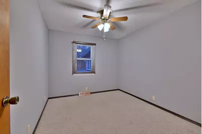10N836 Maple Street, Elgin, IL 60123 - Photo 19