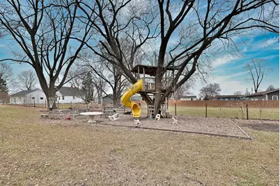 10N836 Maple Street, Elgin, IL 60123 - Photo 33