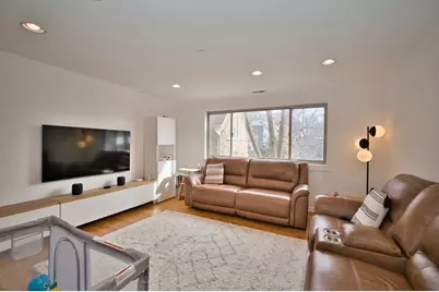 1314 Main Street #2D, Evanston, IL 60202 - Photo 3