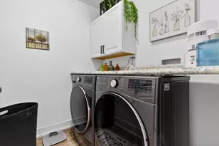 2817 N Sacramento Ave, Chicago, IL 60618 - Photo 21