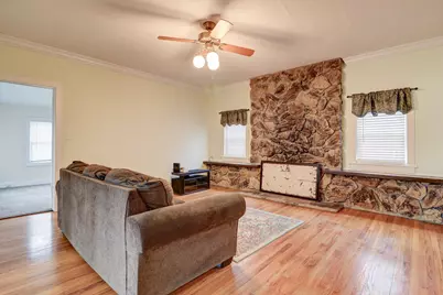 105 S Bluff Street, Albany, IL 61230 - Photo 13