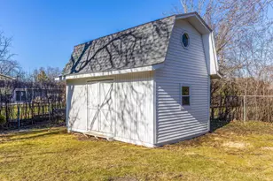 2892 Parkside Dr, Highland Park, IL 60035 - Photo 39