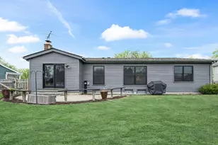 1034 Tamarack Ln, Libertyville, IL 60048 - Photo 15