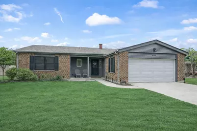 1034 Tamarack Lane, Libertyville, IL 60048 - Photo 1