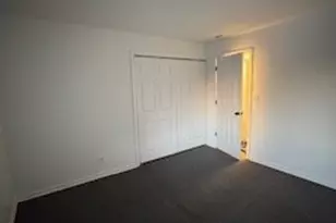 1870 Tall Oaks Dr, Aurora, IL 60505 - Photo 5