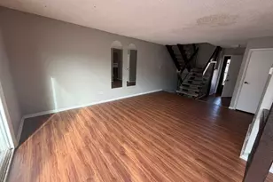 1321 Ct O Ct, Hanover Park, IL 60133 - Photo 3