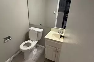 1321 Ct O Ct, Hanover Park, IL 60133 - Photo 9