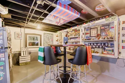 4104 N Central Park Avenue, Chicago, IL 60618 - Photo 23