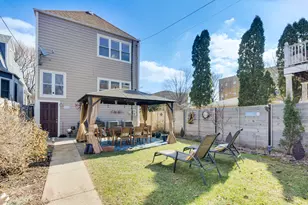 4104 N Central Park Ave, Chicago, IL 60618 - Photo 27