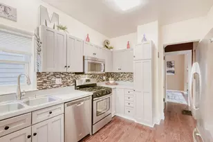 4104 N Central Park Ave, Chicago, IL 60618 - Photo 9