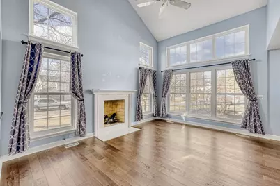 2222 Seaver Lane, Hoffman Estates, IL 60169 - Photo 5