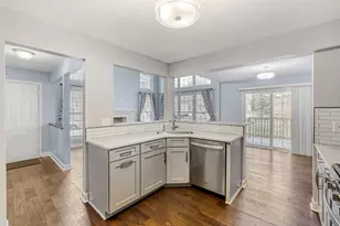 2222 Seaver Ln, Hoffman Estates, IL 60169 - Photo 13