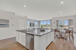 2256 Horseshoe Cir, Naperville, IL 60564 - Photo 7