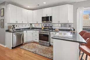 1020 N Mozart St, Chicago, IL 60622 - Photo 7