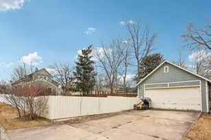 1246 Wauponsee St, Morris, IL 60450 - Photo 41