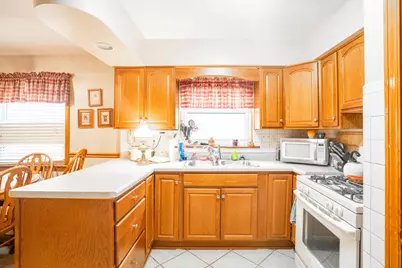 5734 S Melvina Avenue, Chicago, IL 60638 - Photo 13