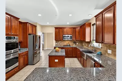 11703 Barberry Court, Huntley, IL 60142 - Photo 5