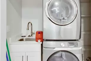 1 The Ct Of Harborside Ct, Northbrook, IL 60062 - Photo 19