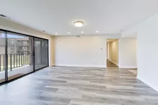 1 The Ct Of Harborside Ct, Northbrook, IL 60062 - Photo 7