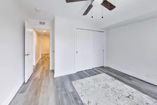 1 The Ct Of Harborside Ct, Northbrook, IL 60062 - Photo 17