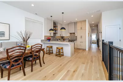 1714 N Washtenaw Avenue #2, Chicago, IL 60647 - Photo 5