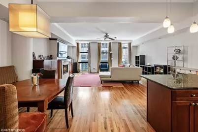 165 N Canal Street #918, Chicago, IL 60606 - Photo 3