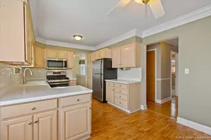 5004 Harnew Rd S, Oak Lawn, IL 60453 - Photo 11