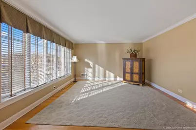 5004 Harnew Road S, Oak Lawn, IL 60453 - Photo 5