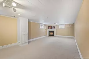 5004 Harnew Rd S, Oak Lawn, IL 60453 - Photo 17