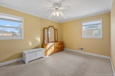 5004 Harnew Road S, Oak Lawn, IL 60453 - Photo 13