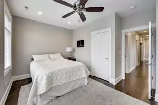 2154 W Erie St, Chicago, IL 60612 - Photo 17