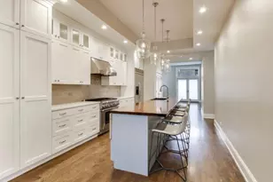 2154 W Erie St, Chicago, IL 60612 - Photo 5