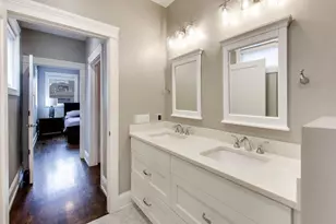 2154 W Erie St, Chicago, IL 60612 - Photo 15