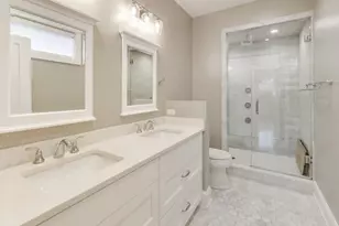 2154 W Erie St, Chicago, IL 60612 - Photo 15