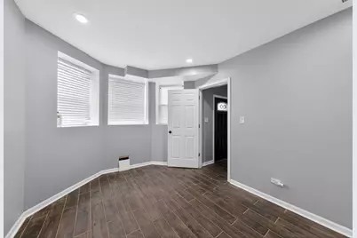 5718 W 63rd Place, Chicago, IL 60638 - Photo 17