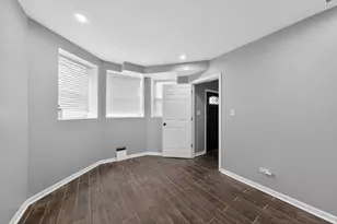 5718 W 63rd Pl, Chicago, IL 60638 - Photo 17