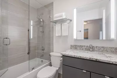 525 W Hawthorne Place #1401, Chicago, IL 60657 - Photo 11