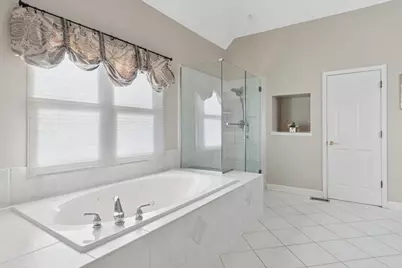 2667 Charter Oak Drive, Aurora, IL 60502 - Photo 17