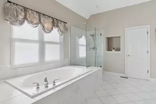 2667 Charter Oak Dr, Aurora, IL 60502 - Photo 17