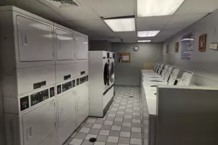 220 S Roselle Rd, Schaumburg, IL 60193 - Photo 19