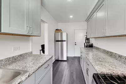 126 Clyde Avenue #2, Evanston, IL 60202 - Photo 9