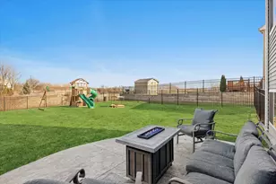 1059 Waterfront Ln, Pingree Grove, IL 60140 - Photo 27